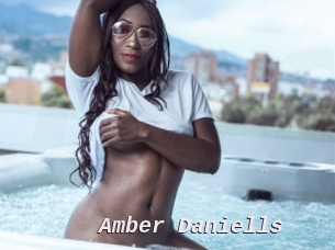 Amber_Daniells