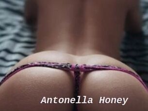 Antonella_Honey