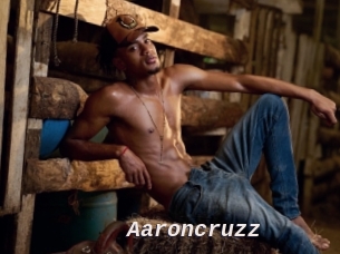 Aaroncruzz