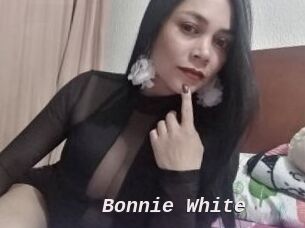 Bonnie_White