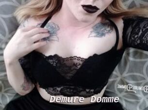 Demure_Domme