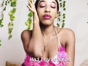 Haileyfoxx24