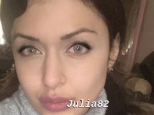 Julia82