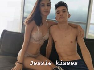 Jessie_kisses