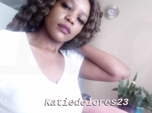 Katiedelores23