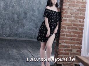 LauraSexySmile