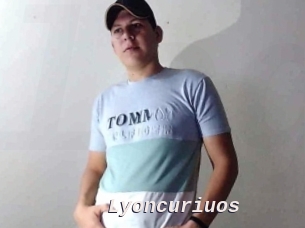 Lyoncuriuos