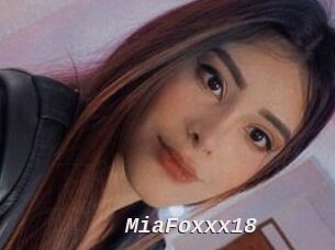 MiaFoxxx18