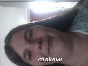 Mieke69