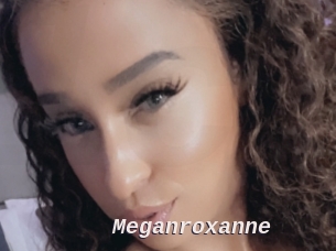 Meganroxanne