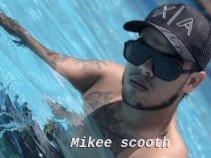 Mikee_scooth