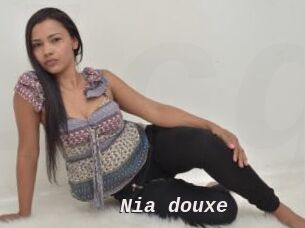 Nia_douxe