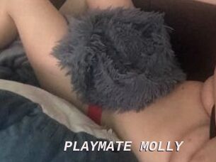 PLAYMATE_MOLLY