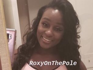 RoxyOnThePole