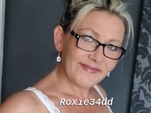 Roxie34dd