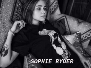 SOPHIE_RYDER